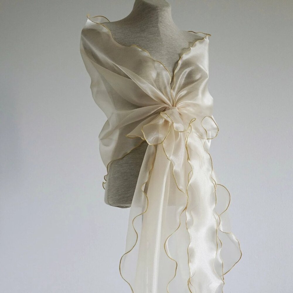Beautiful Organza Shawl, Rose-champagne